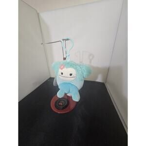 Squishmallows 3.5” Joelle Blue Bigfoot w Flower Aqua Clip On Plush 555